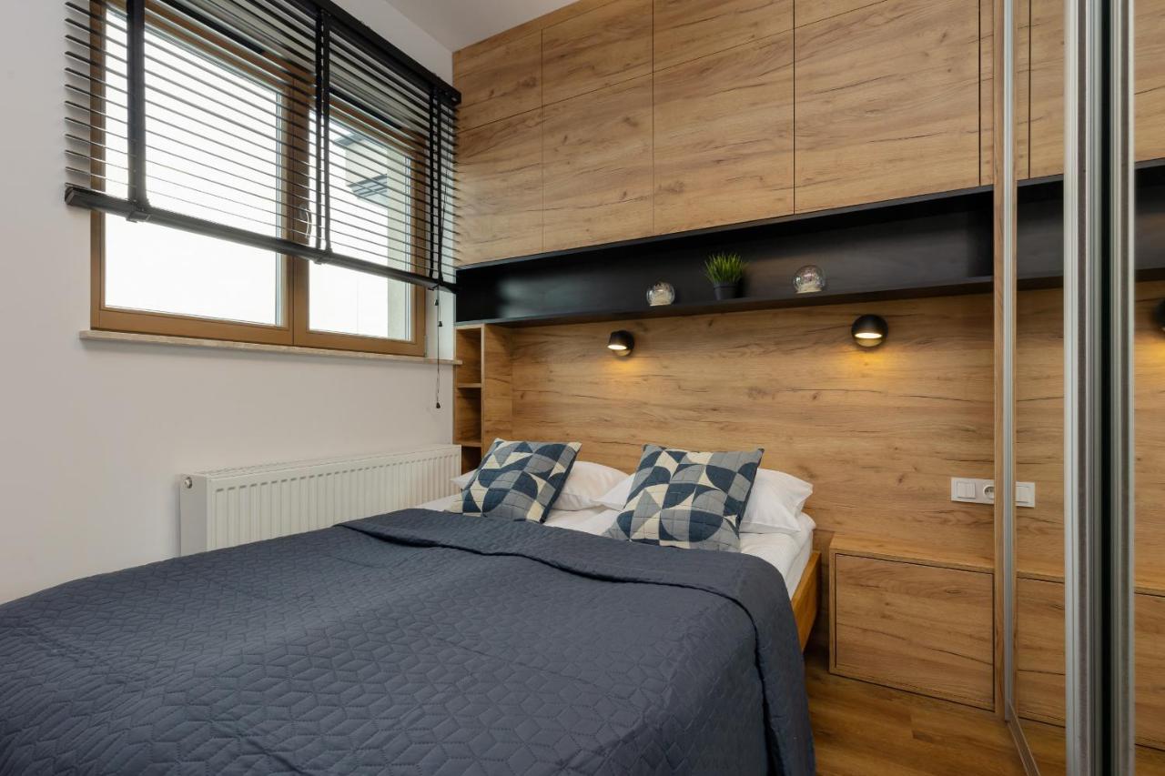 Mokotow Business Centre Domaniewska With Balcony By Renters Apartament Warszawa